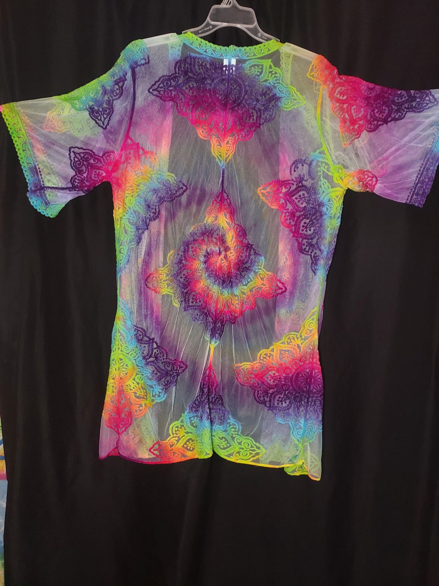 LACE Rainbow Duster