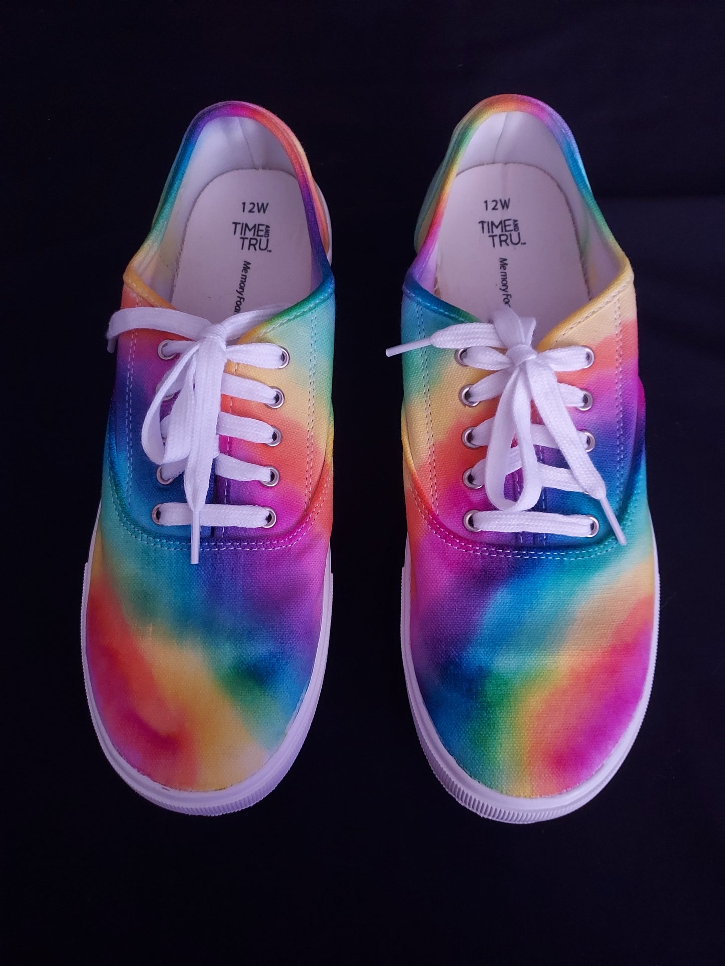 Rainbow tiedye shoes 12W
