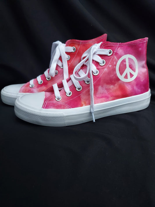 TIEDYE Hightop Shoes w/ Peace sign Size 8 1/2