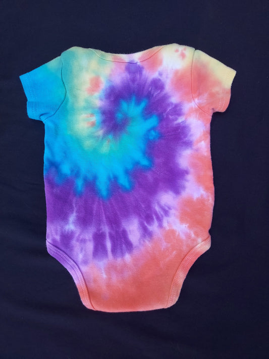 Baby tiedye onesie 6-9mo