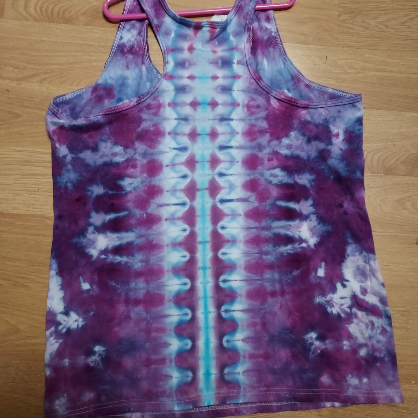 Tiedye Heart Tank - Large