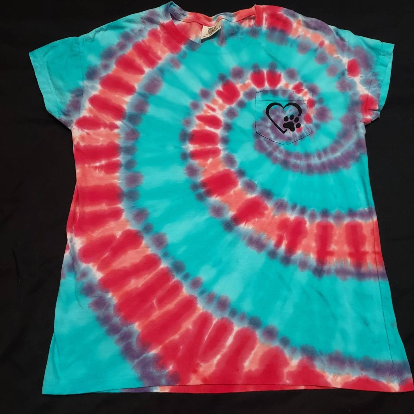 Paws2Love - Tiedye T-shirt Size L